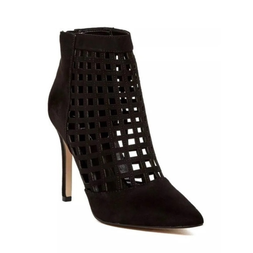 Aldo Laser Cut Heeled Black Booties 7 EUC